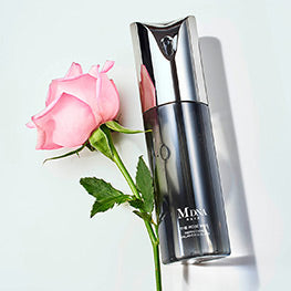 世界有数の百貨店チェーン『Barneys New York』にてMDNA SKINブランドの取り扱いがスタートしました。