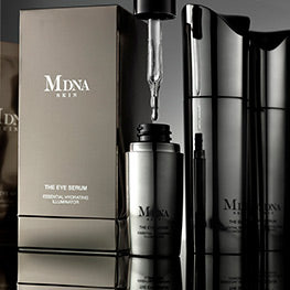 世界有数の百貨店チェーン『Barneys New York』にてMDNA SKINブランドの取り扱いがスタートしました。