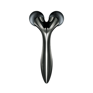 世界有数の百貨店チェーン『Barneys New York』にてMDNA SKINブランドの取り扱いがスタートしました。